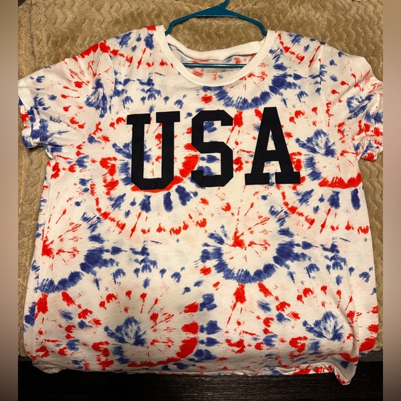 Grayson Threads Tops - USA, Grayson/Threads, XXL, Hello Gorgeous, NWOT, pet/smoke free home.